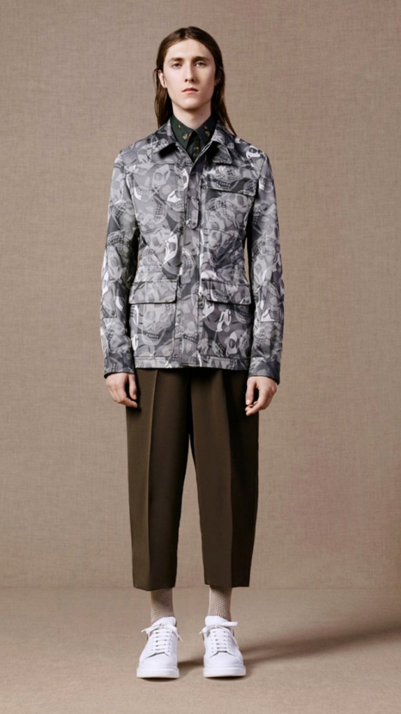 Alexander-McQueen-Pre-Spring-2016 (17)