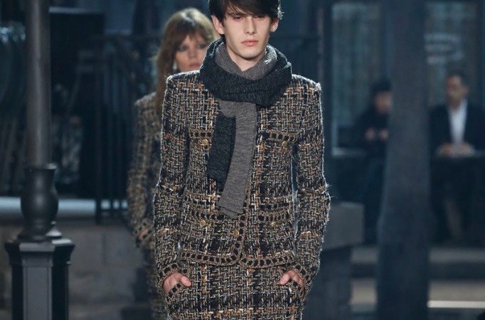 Chanel Pre-Fall 2016 Runway Show