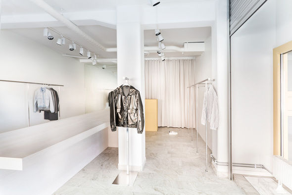 Très Bien Launches New Store in Sweden
