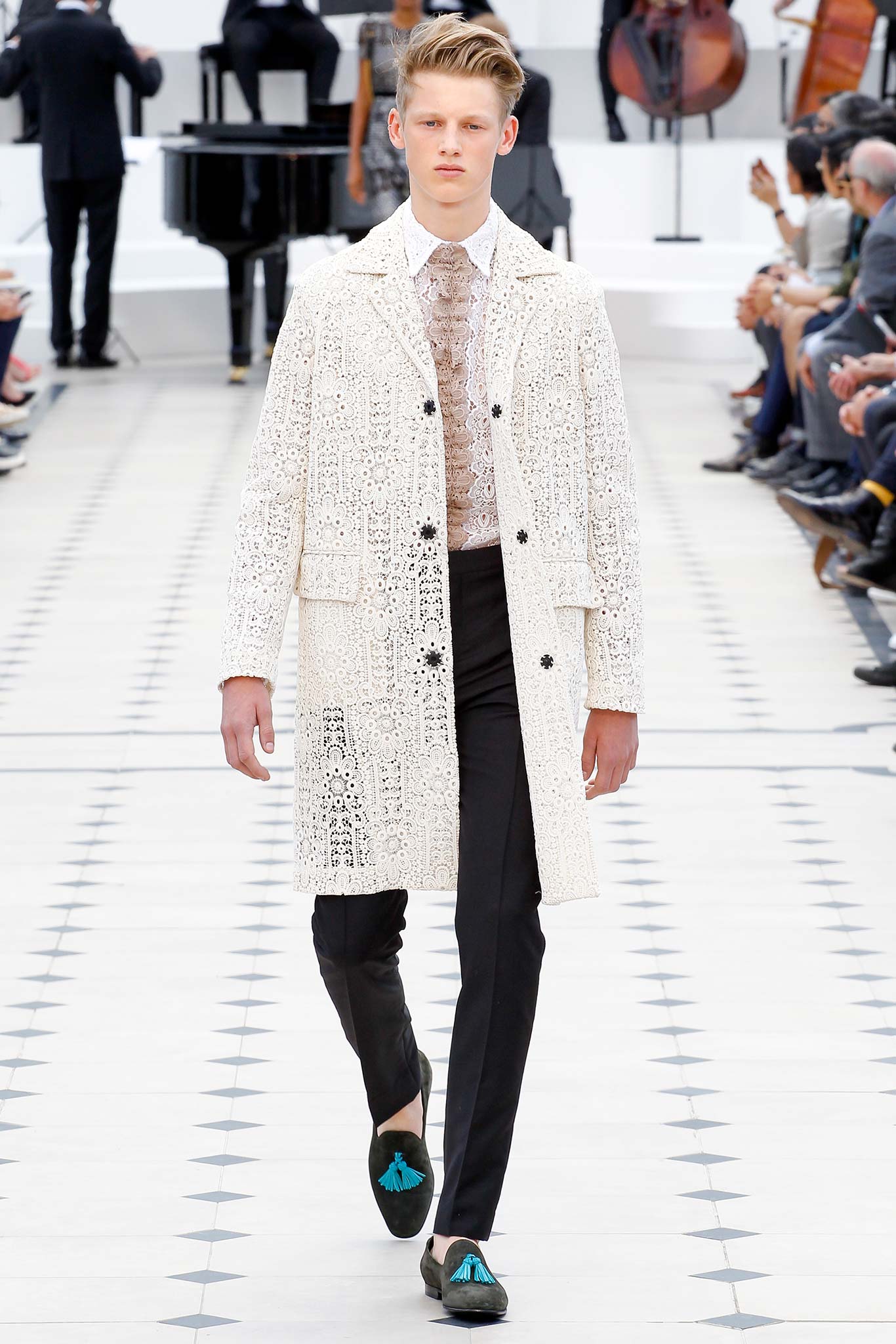 LCM: Burberry Prorsum Spring/Summer 2016 Collection