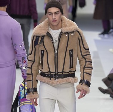 MFW: Versace Autumn/Winter 2016 Collection