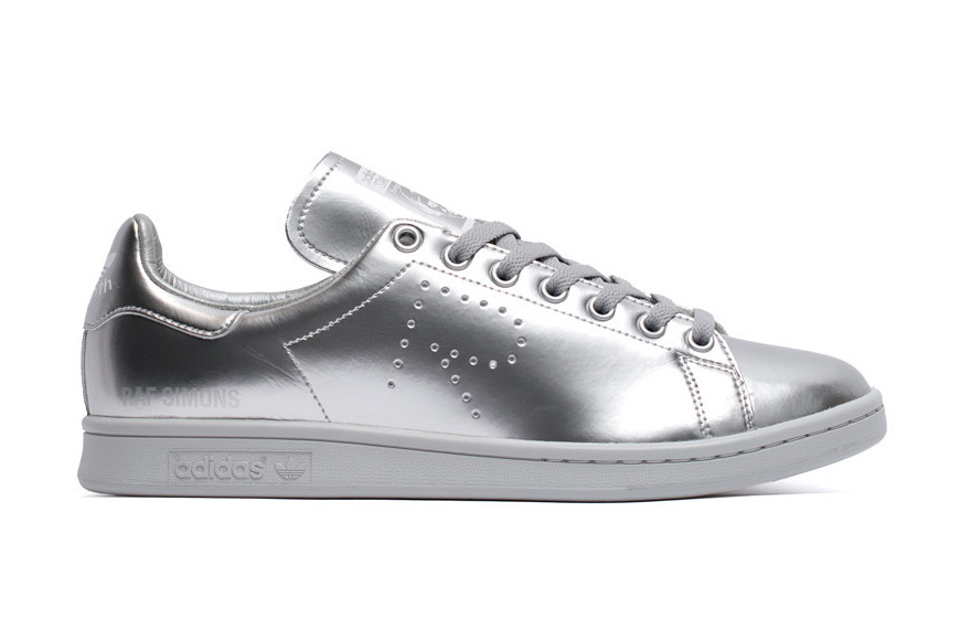 Raf Simons x Stan Smith: the Metallic Silver Sneakers