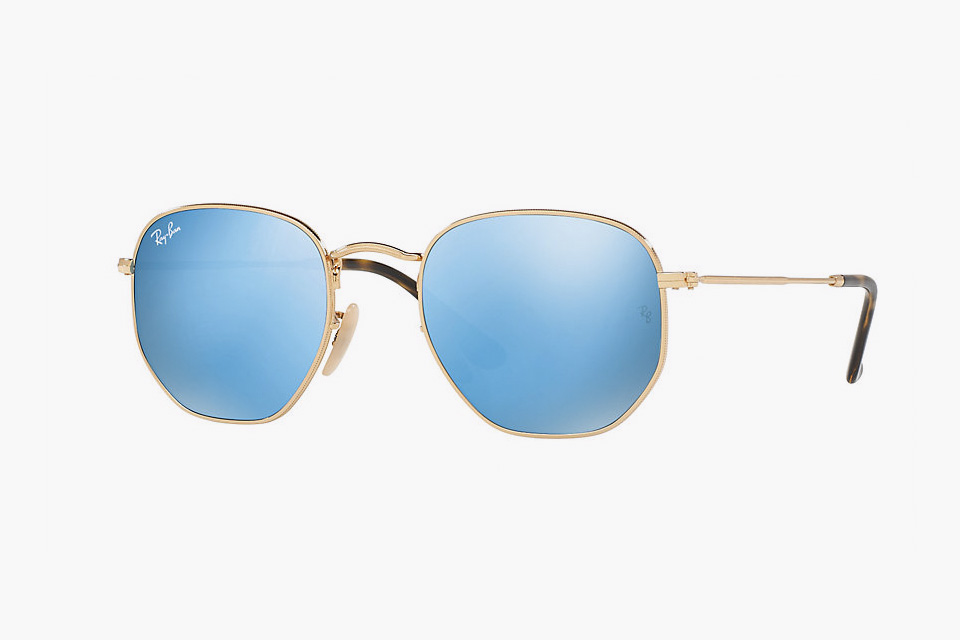 Ray-Ban Introduces Flat Lenses in Oval, Hexagonal and Classes found frames.