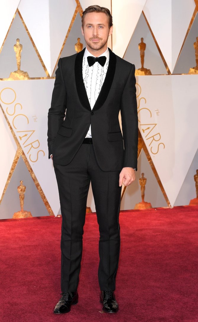 SPOTTED: Ryan Gosling At The Oscars In Gucci Tuxedo, Anto Shirt And Christian Louboutin Shoes
