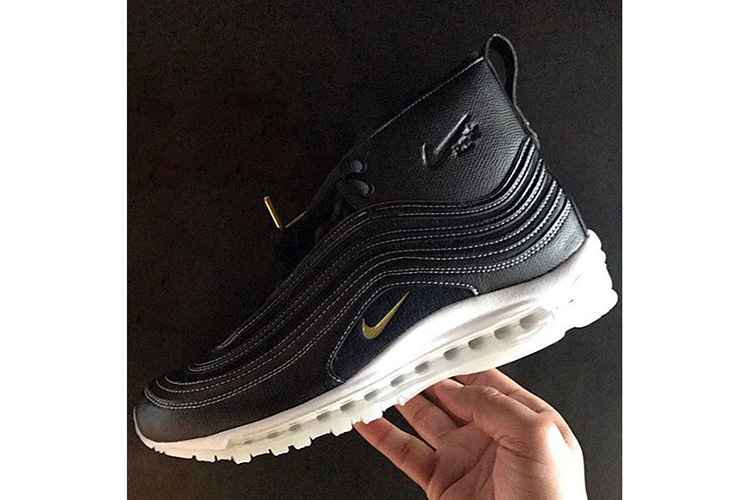 A Look At The Riccardo Tisci x NikeLab Air Max 97 Mid