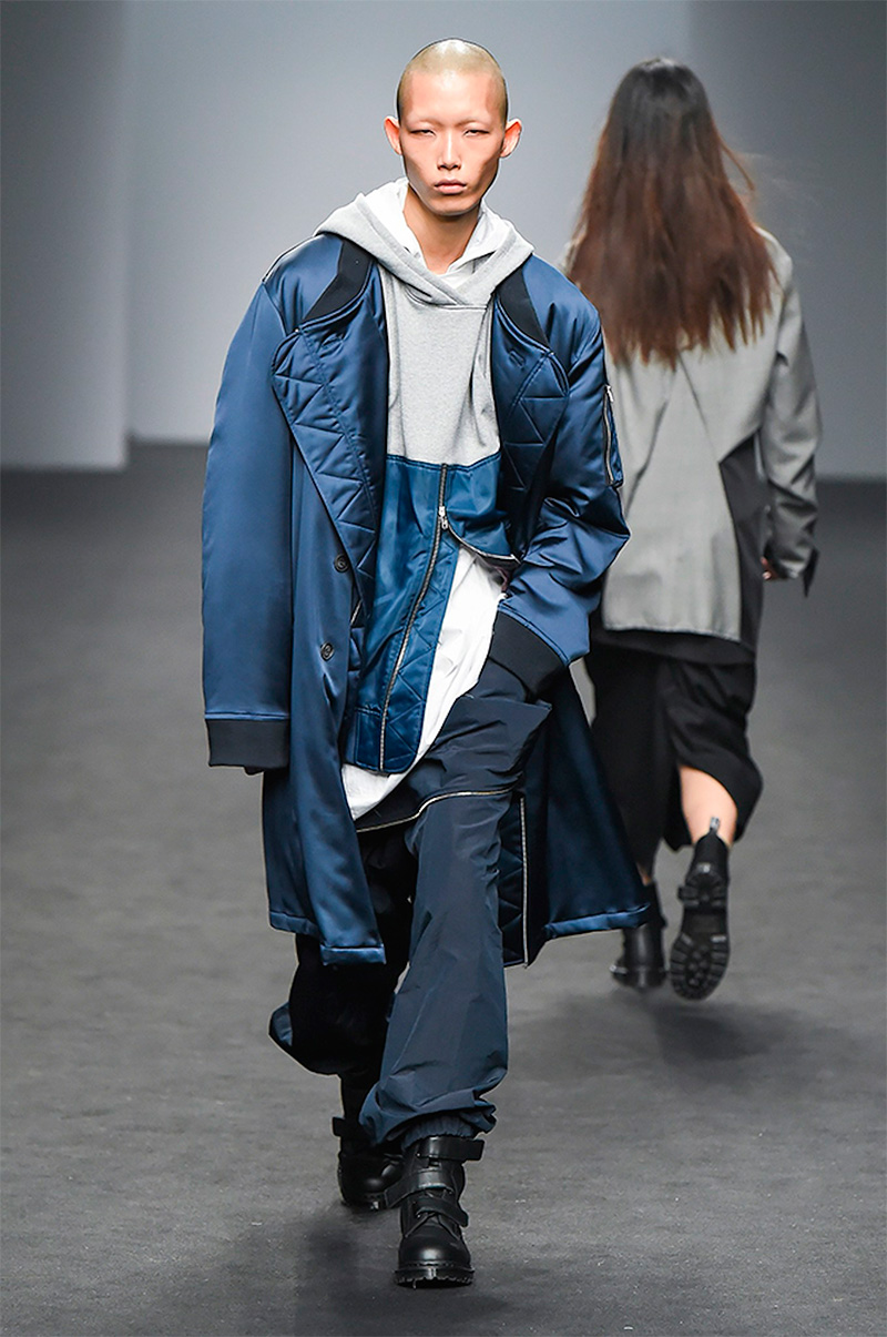 Moohong FW17 Collection At Seoul Fashion Week