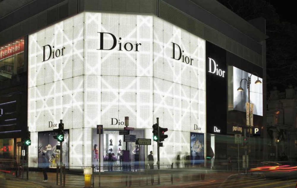 LVMH to Buy the Entire Christian Dior Brand