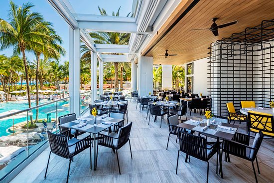 PAUSE Travels: Best Places To Eat In Miami