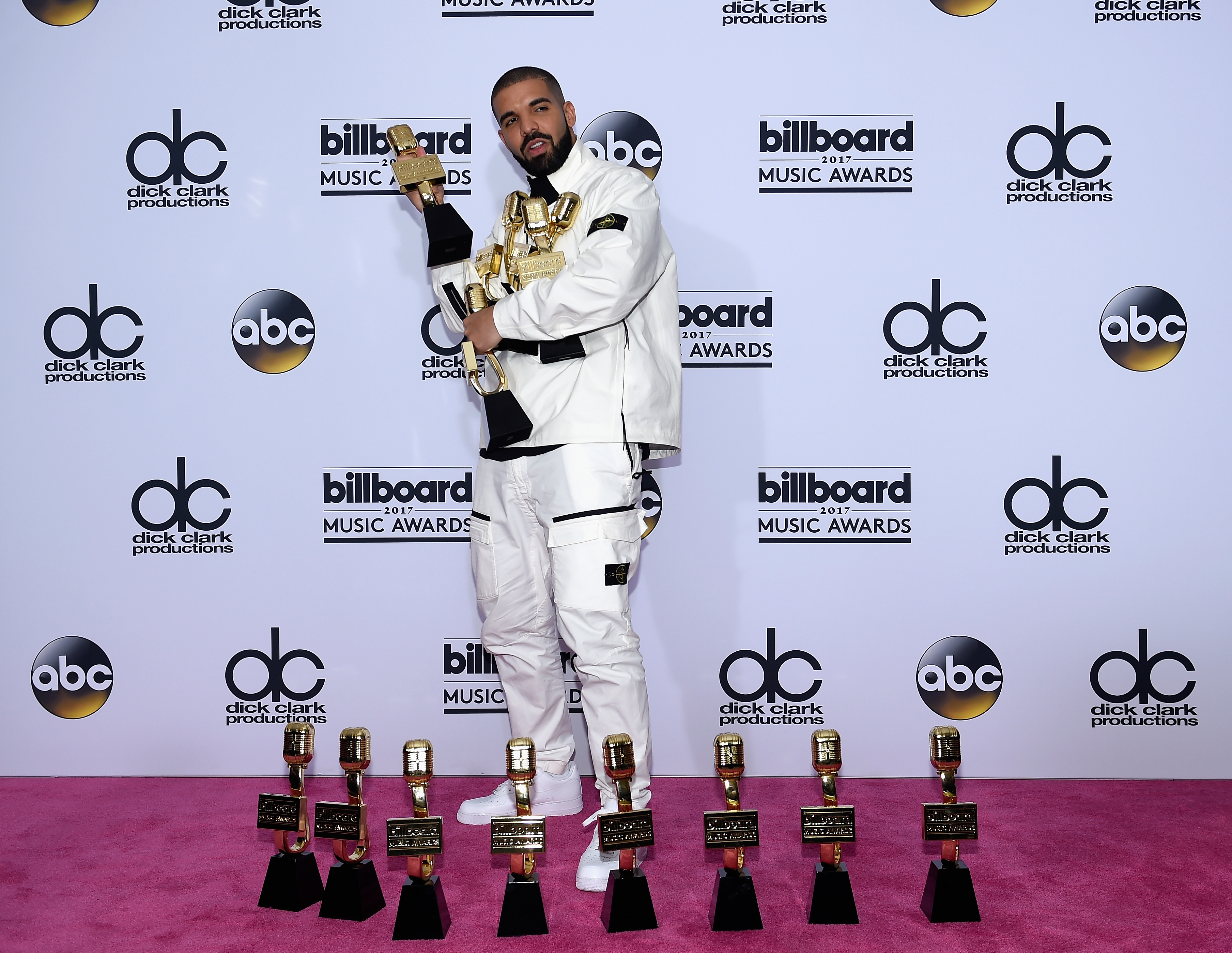 SPOTTED: Drake Wins 13 Billboard Awards In Full Stone Island Tracksuit And Nike Sneakers