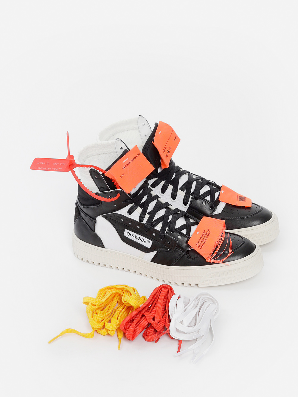 Look at OFF-WHITE C/O VIRGIL ABLOH’s Black and White Low 3.0 Sneakers