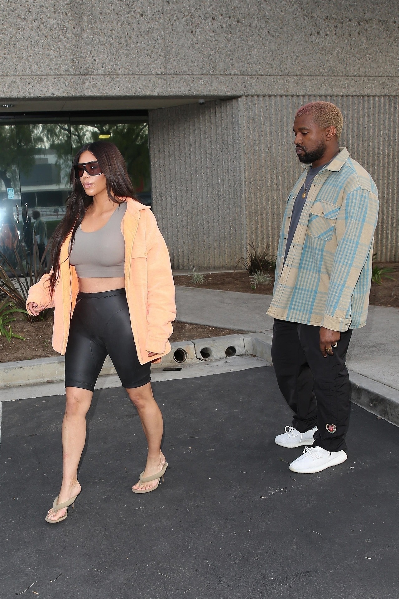 SPOTTED: Kanye West Returns to Calabasas
