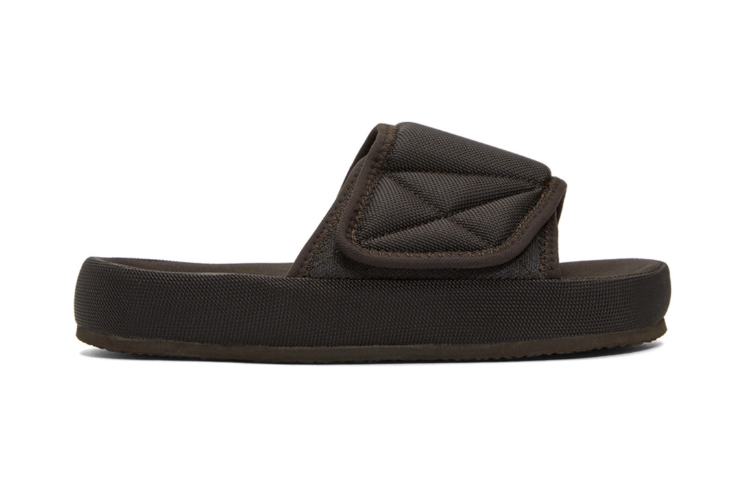 Kanye West’s YEEZY Slides Are Now Available to Buy