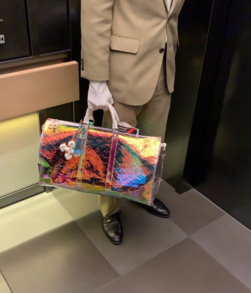 SPOTTED Virgil Abloh’s Louis Vuitton SS19 Travel Bag in Tokyo PAUSE Online Men's Fashion