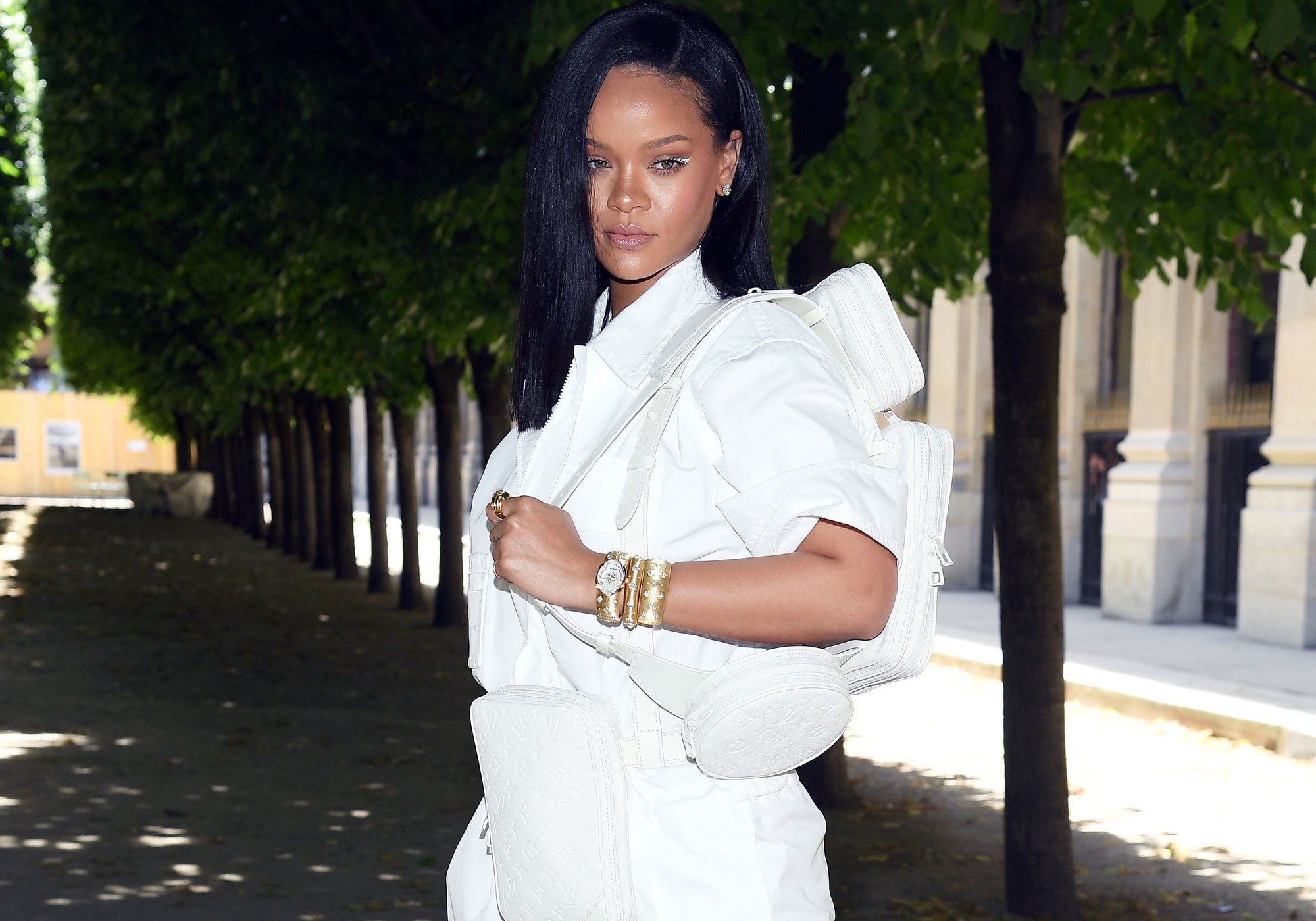 Rihanna & Louis Vuitton Label Reportedly in The Works