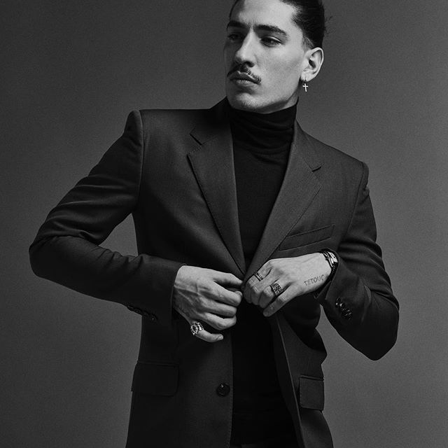 Hector Bellerin  Hector bellerin, Mens fashion suits, Hector