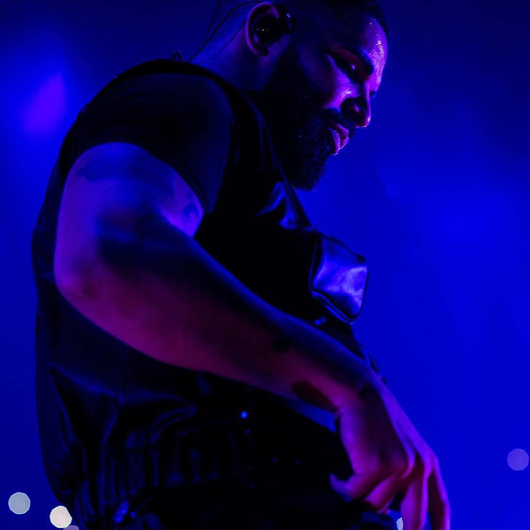 SPOTTED: Drake Wearing Louis Vuitton by Virgil & Nike – PAUSE Online