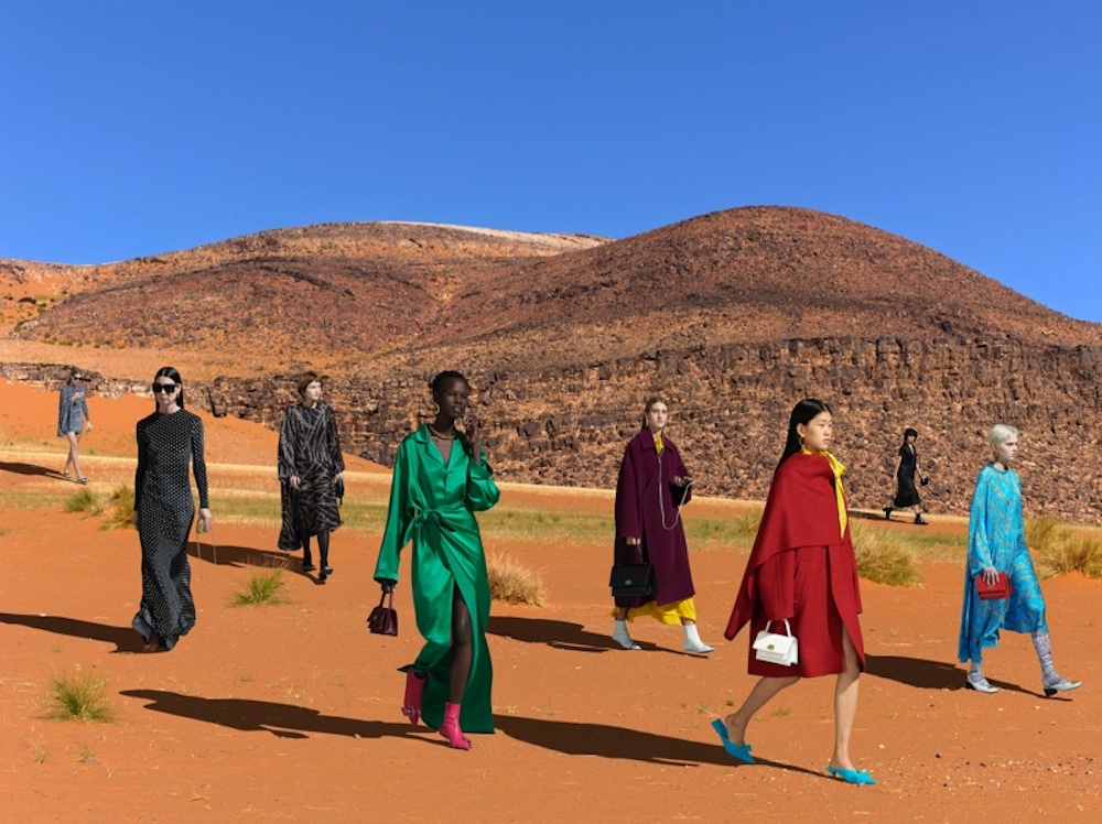 Balenciaga Takes us to The Desert for Autumn/Winter 2019 Campaign