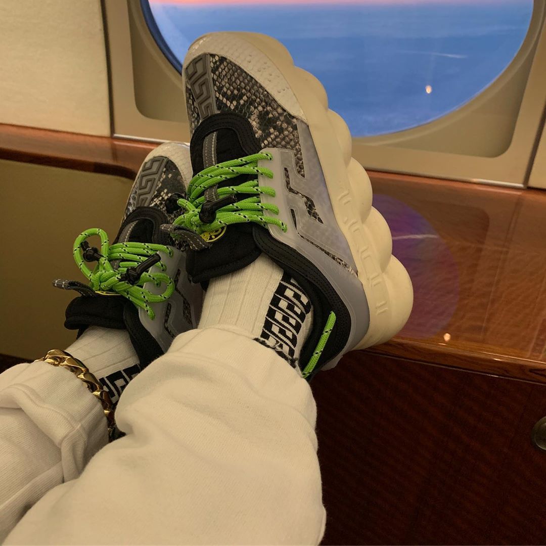SPOTTED: Lil Uzi Vert Dripping in Versace On Private Jet – PAUSE Online ...