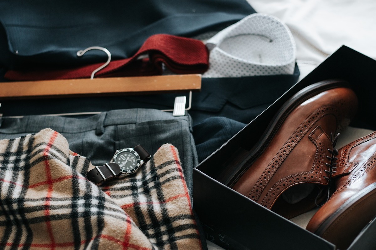 6 Essential Things Every Man Should Have in His Closet 