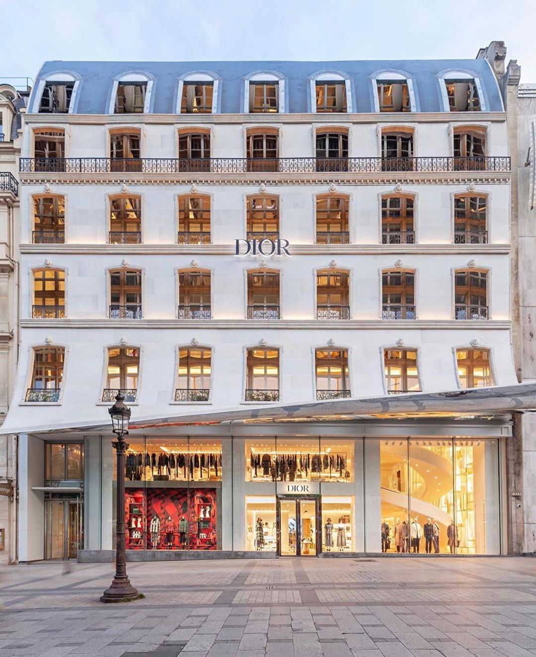 Kim Jones Teases New Dior Store on Champs Élysées