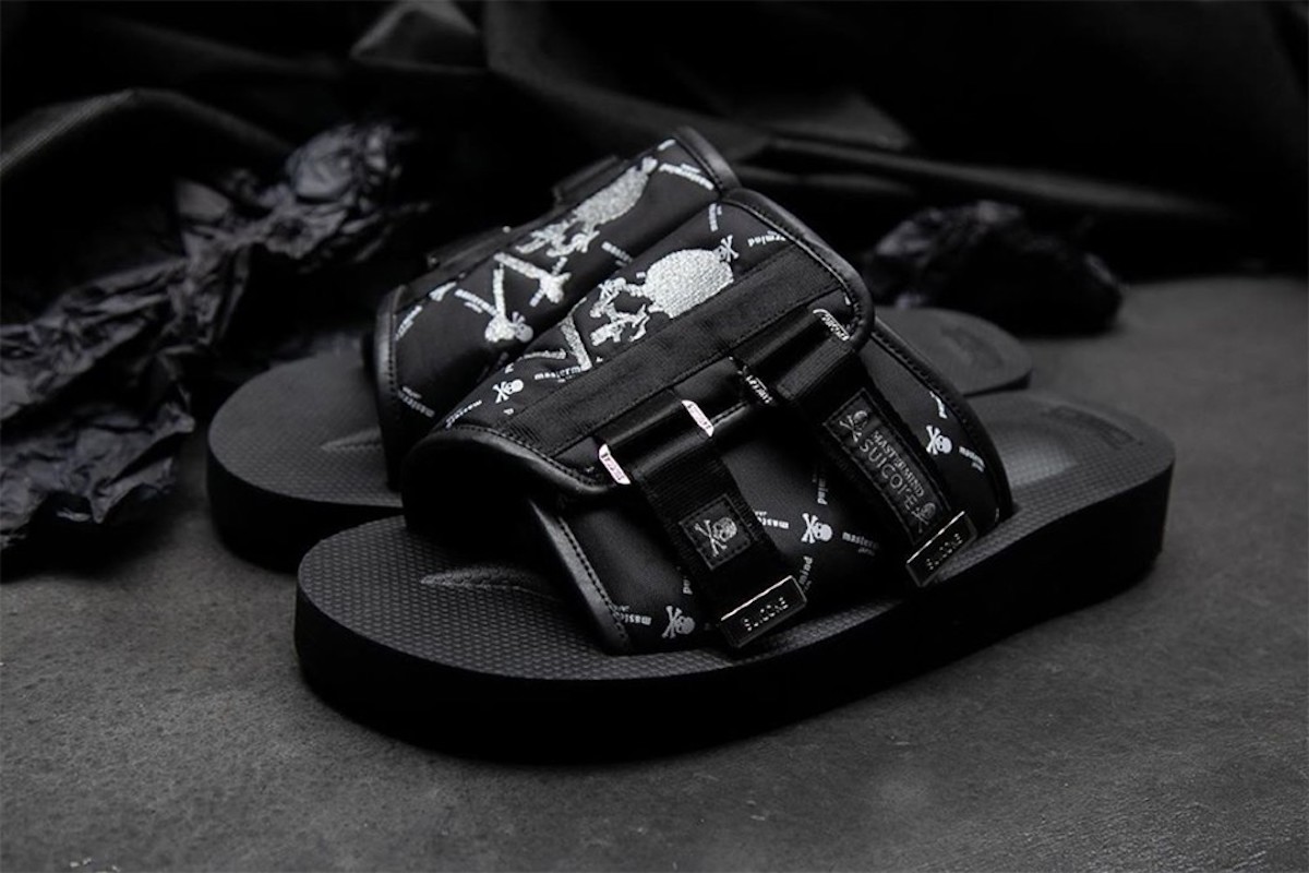 Suicoke & mastermind JAPAN Drop New All Black KAW Silhouette