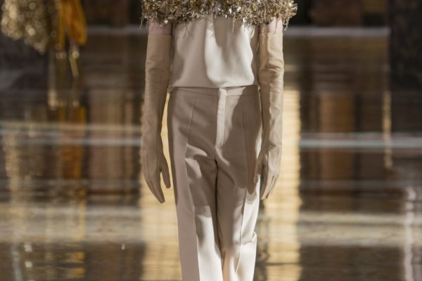 00070-Valentino-Couture-Spring-21