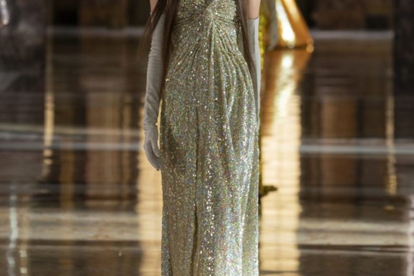 00071-Valentino-Couture-Spring-21