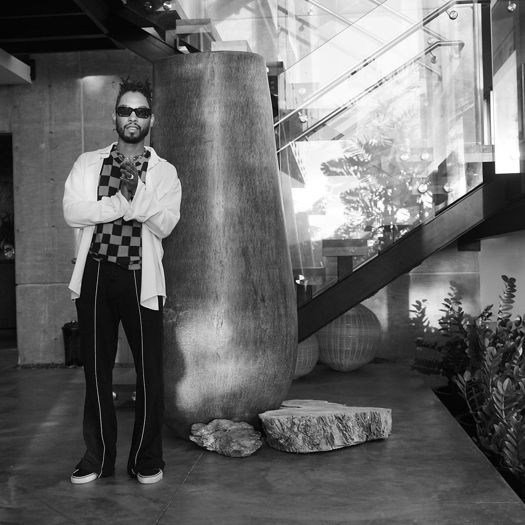 SPOTTED: Miguel Shares Monochrome Checkerboard Ensemble