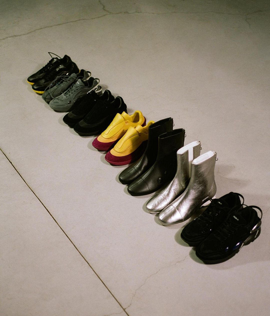 Discover the Raf Simons SS21′ Footwear Selection