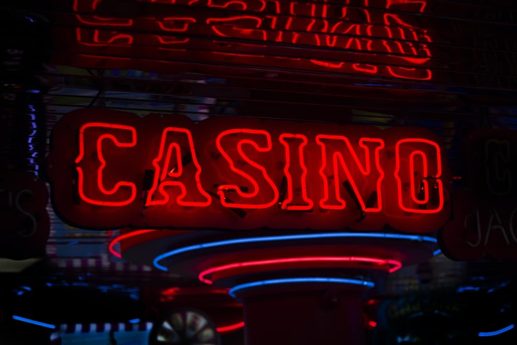 Tips and Tricks to Help You Lead a Casino Lifestyle