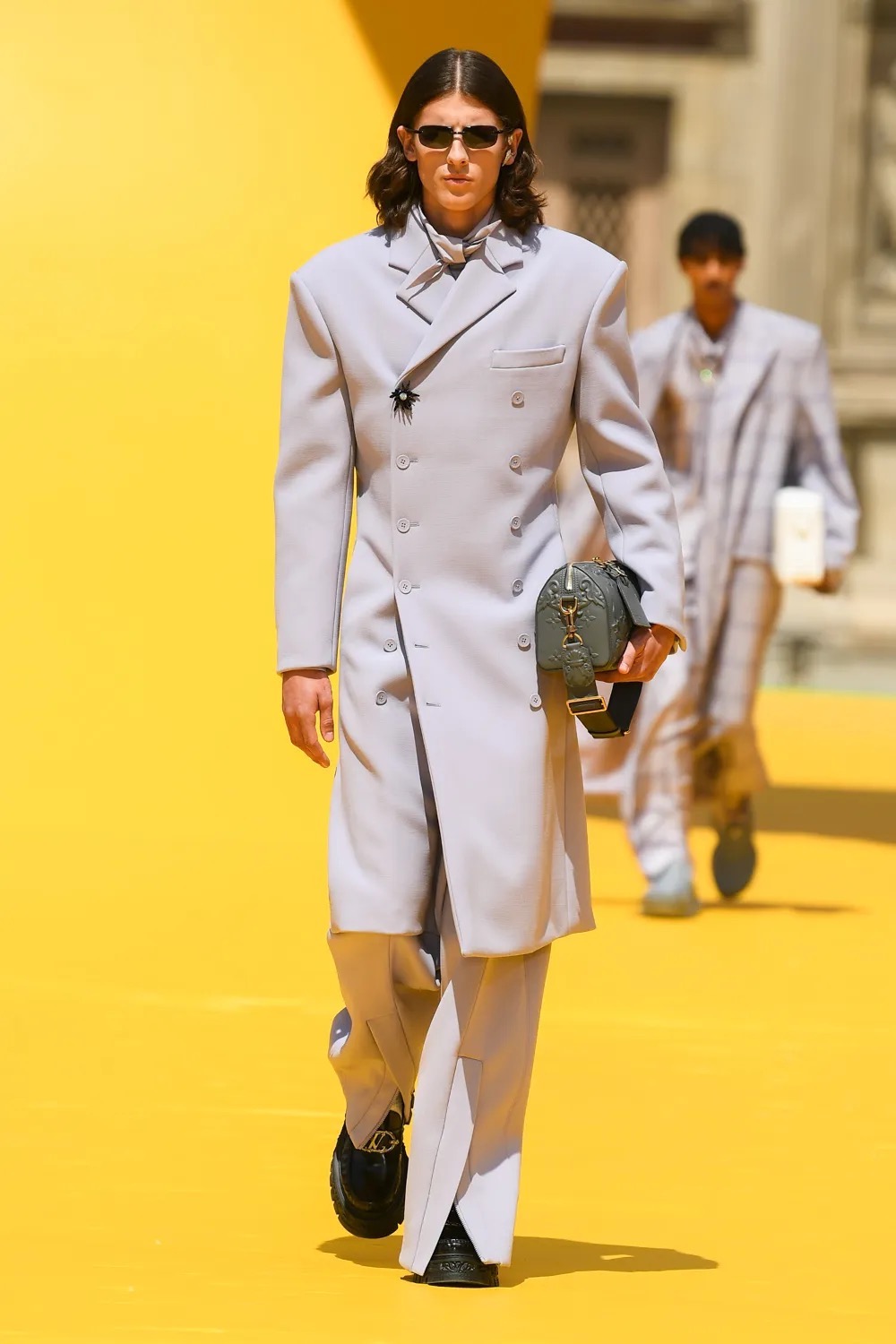Louis Vuitton Menswear Launch “Footprints” SS20′ Campaign – PAUSE