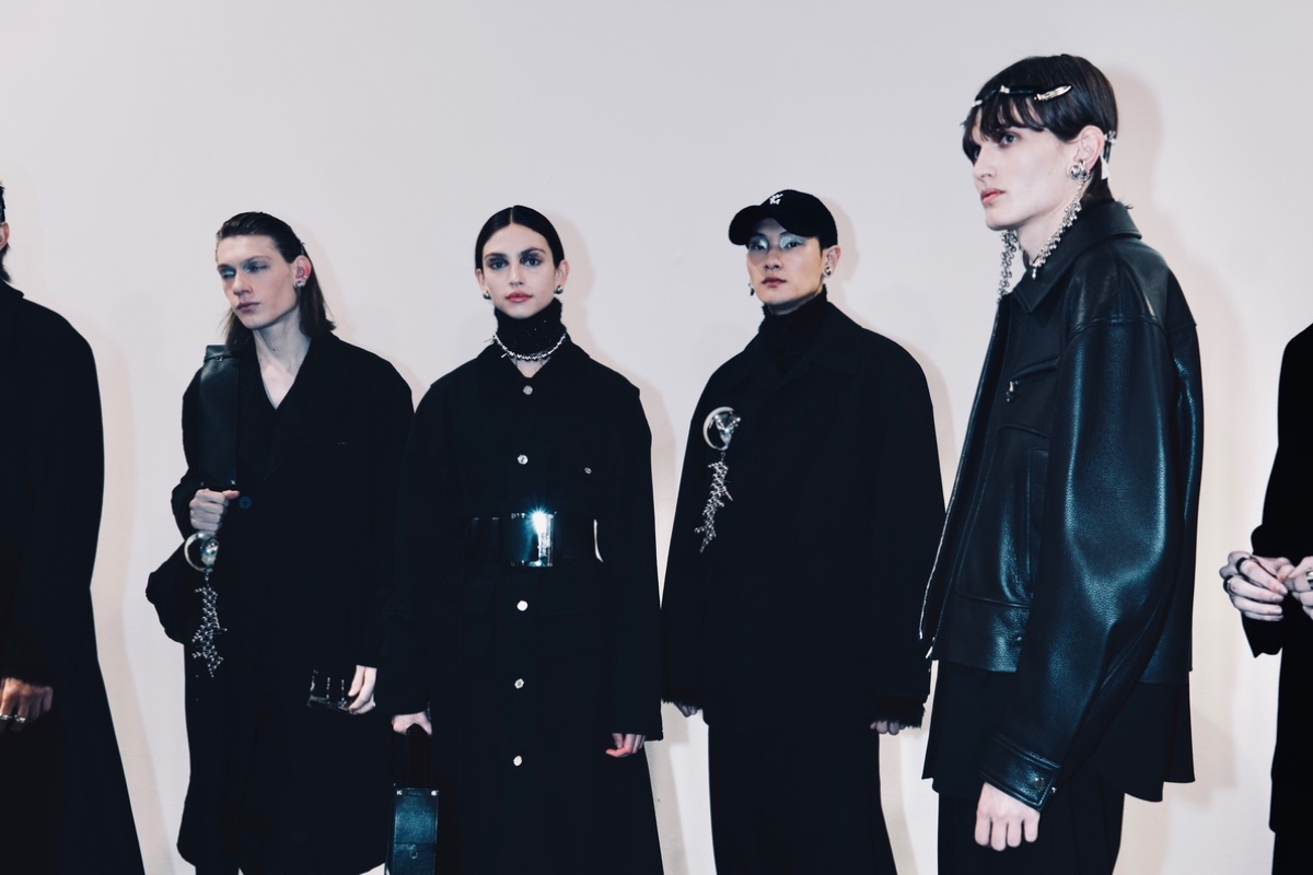 PFW: Backstage at WOOYOUNGMI Fall/Winter 2023