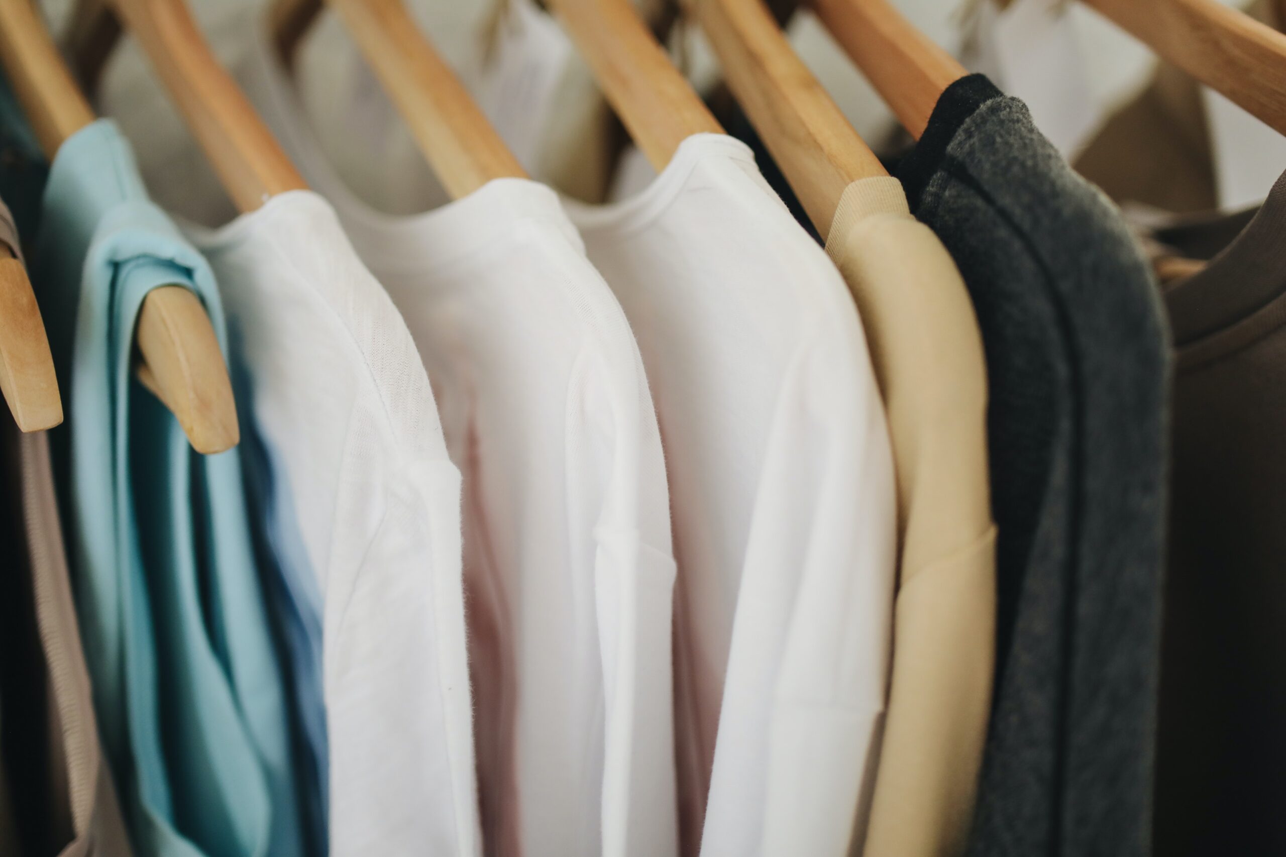 Wardrobe – 5 Money-Saving Tips To Deal with current Living expenses