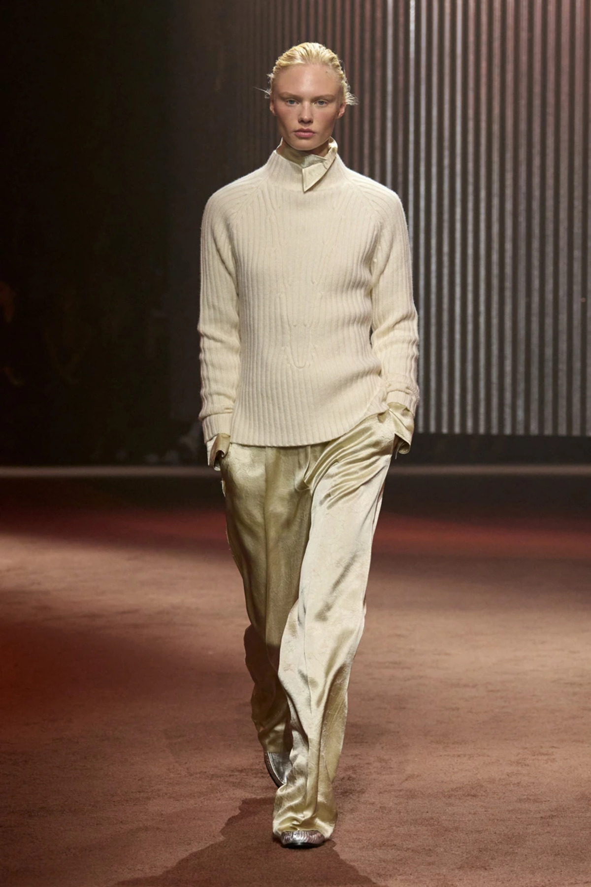 NYFW: COS Fall/Winter 2023 Collection – PAUSE Online  Men's Fashion,  Street Style, Fashion News & Streetwear