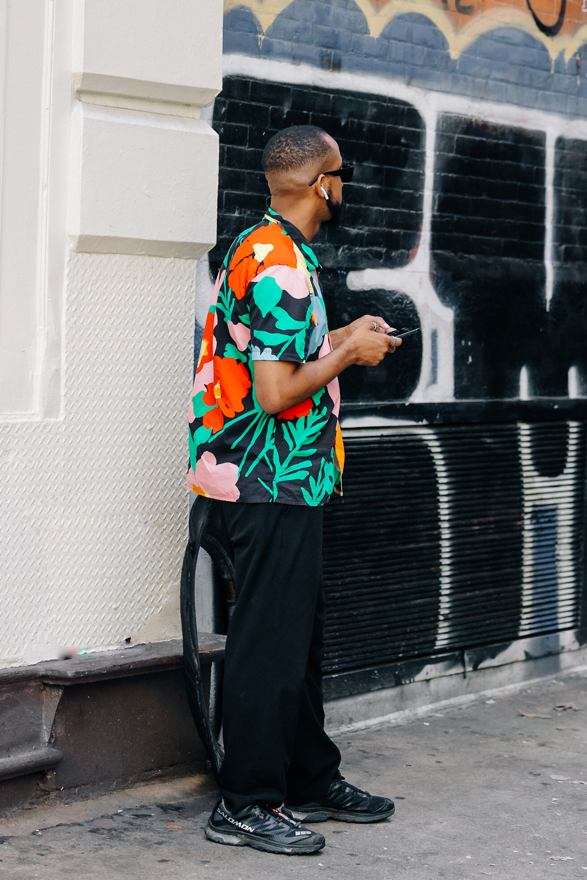 Tips On Wearing Black – PAUSE Online  Men's Fashion, Street Style, Fashion  News & Streetwear