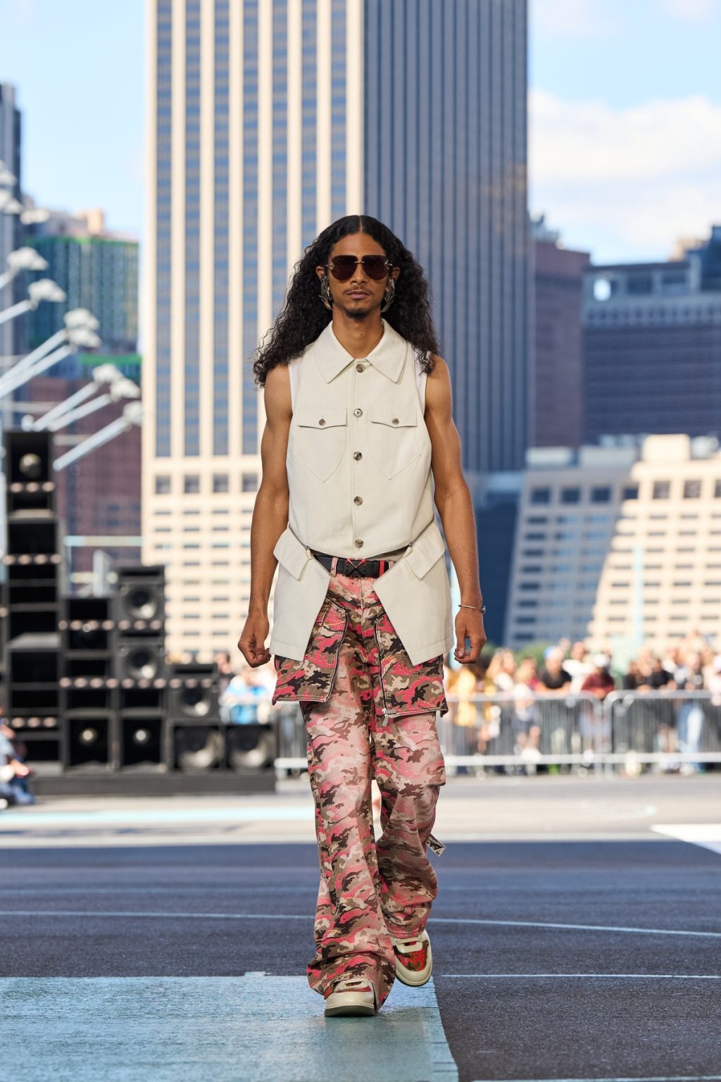 NYFW: Off-White Spring/Summer 2025 Collection – PAUSE Online | Men's ...