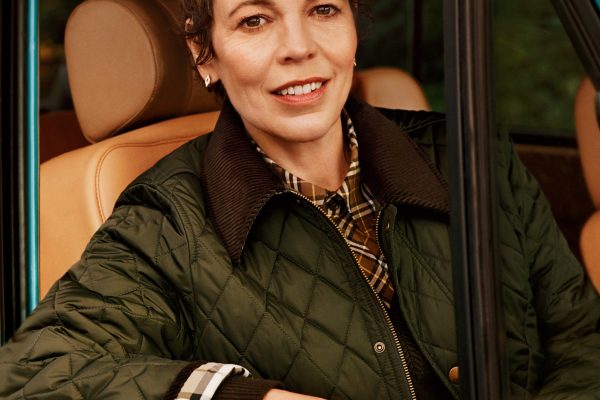 Burberry Outerwear 4x5 - Olivia Colman(1)