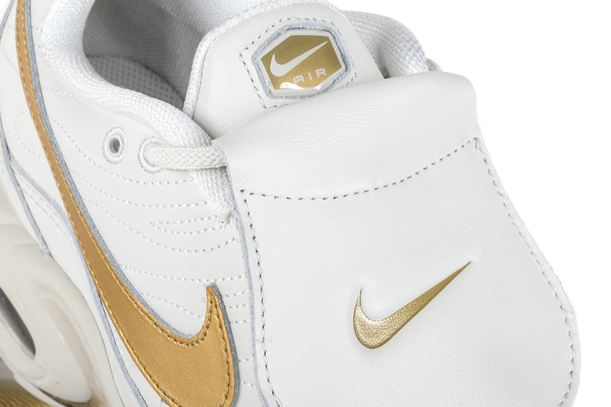 Nike Re-released Ronaldinho’s Iconic Gold Tiempo’s as a Sneaker