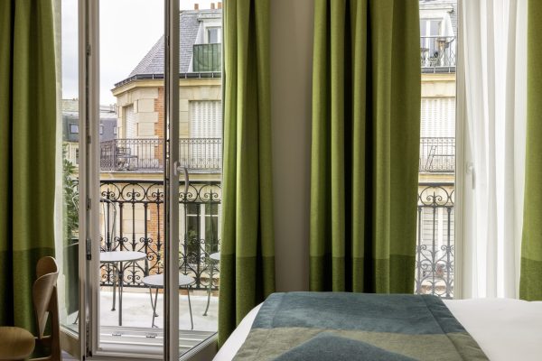 hotel-l-ormaie-chambres-superieure-balcon-004