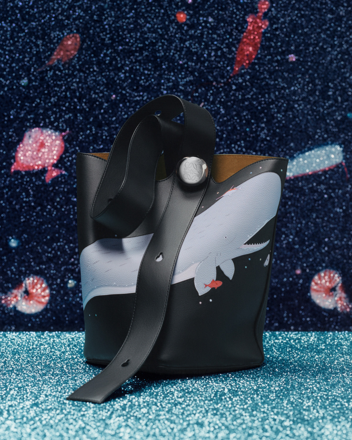 LOEWE_SS25_PRECO_GIFTING_CAMPAIGN_SUNA_FUJITA_RGB_CROPPED_4X5_14