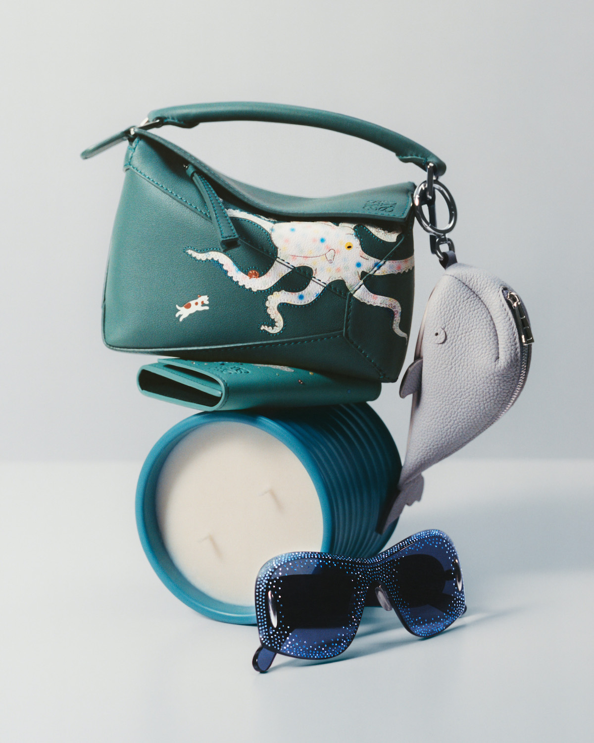 LOEWE_SS25_PRECO_GIFTING_CAMPAIGN_SUNA_FUJITA_RGB_CROPPED_4X5_4