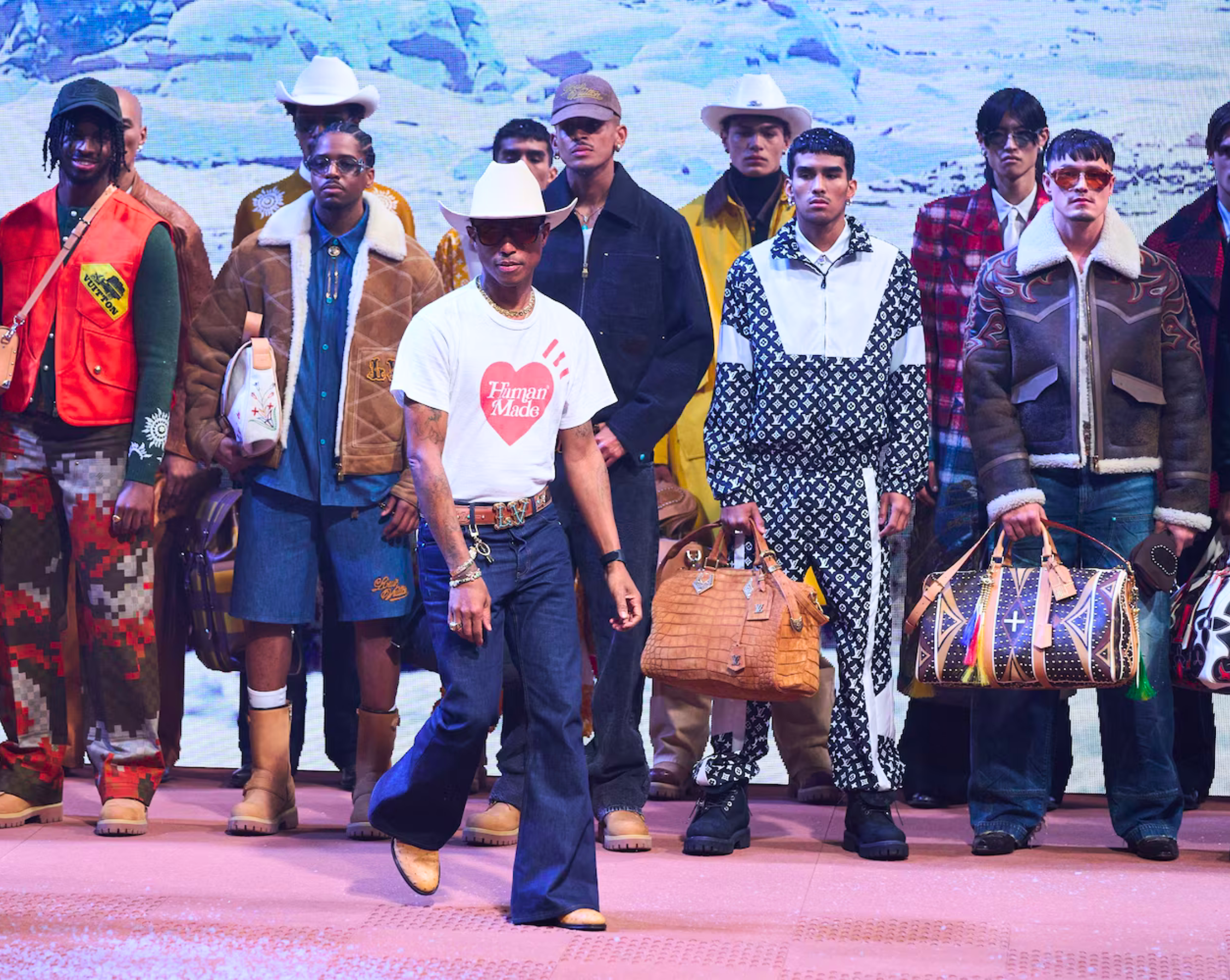 PHARRELL WILLIAMS LV AW24 - CASUAL COWBOY LOOK - WESTERN WEAR TREND