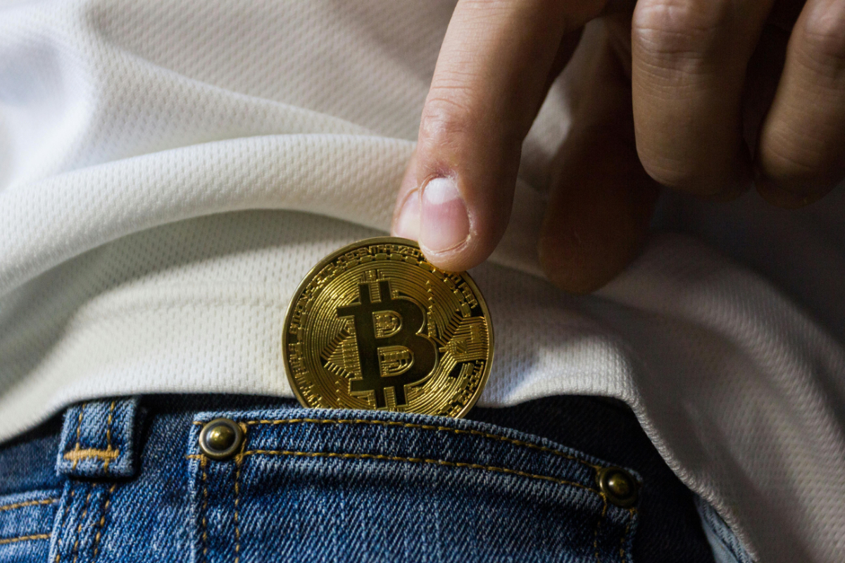 How Cryptocurrency is Transforming the Fashion Industry