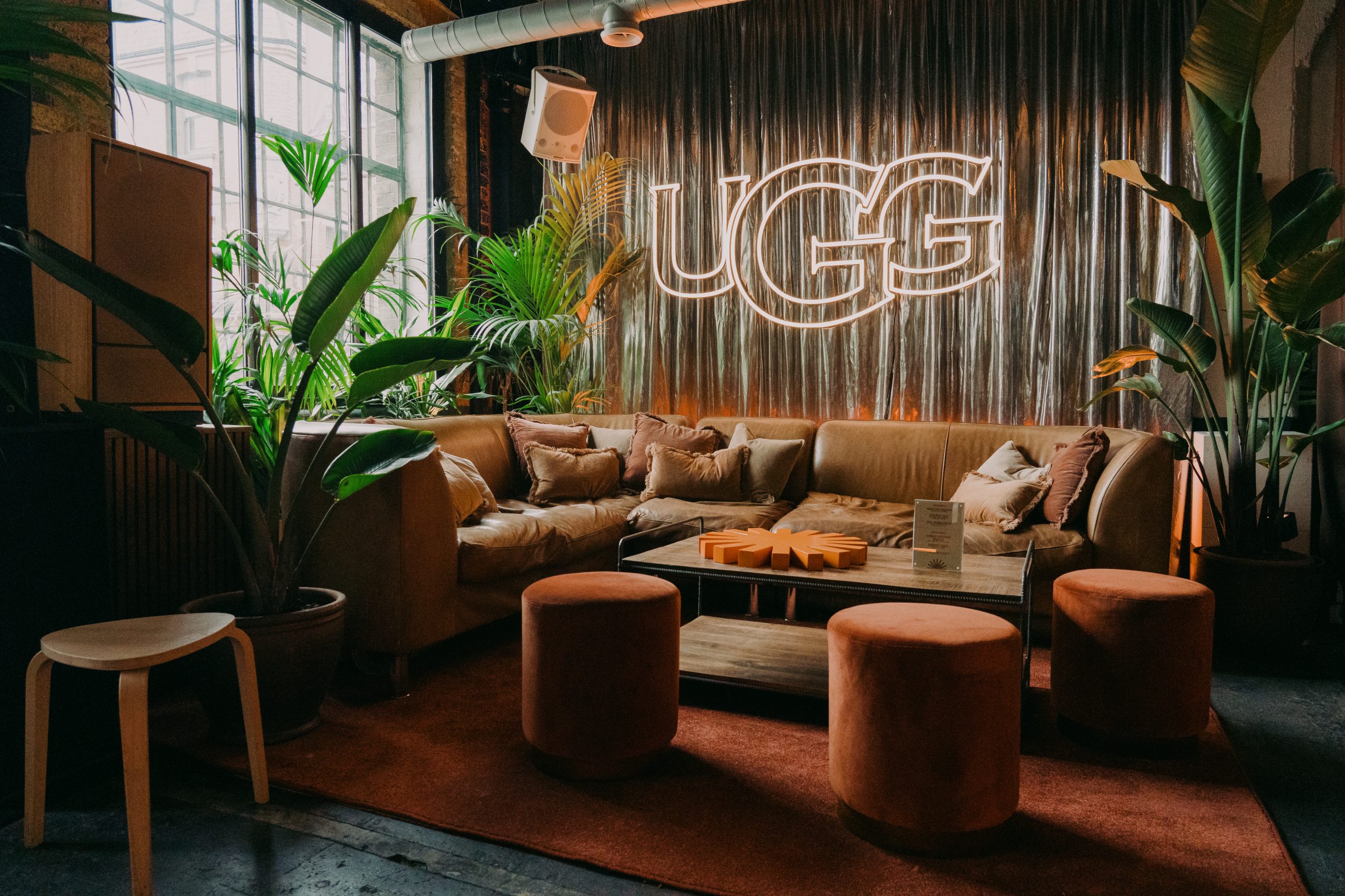 UGG Set the Mood with ‘Golden Sounds’ Hi-Fi Lounge Experience
