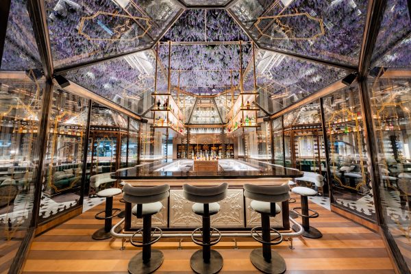 FIVE LUXE_Tête-à-Tête_Venue_1