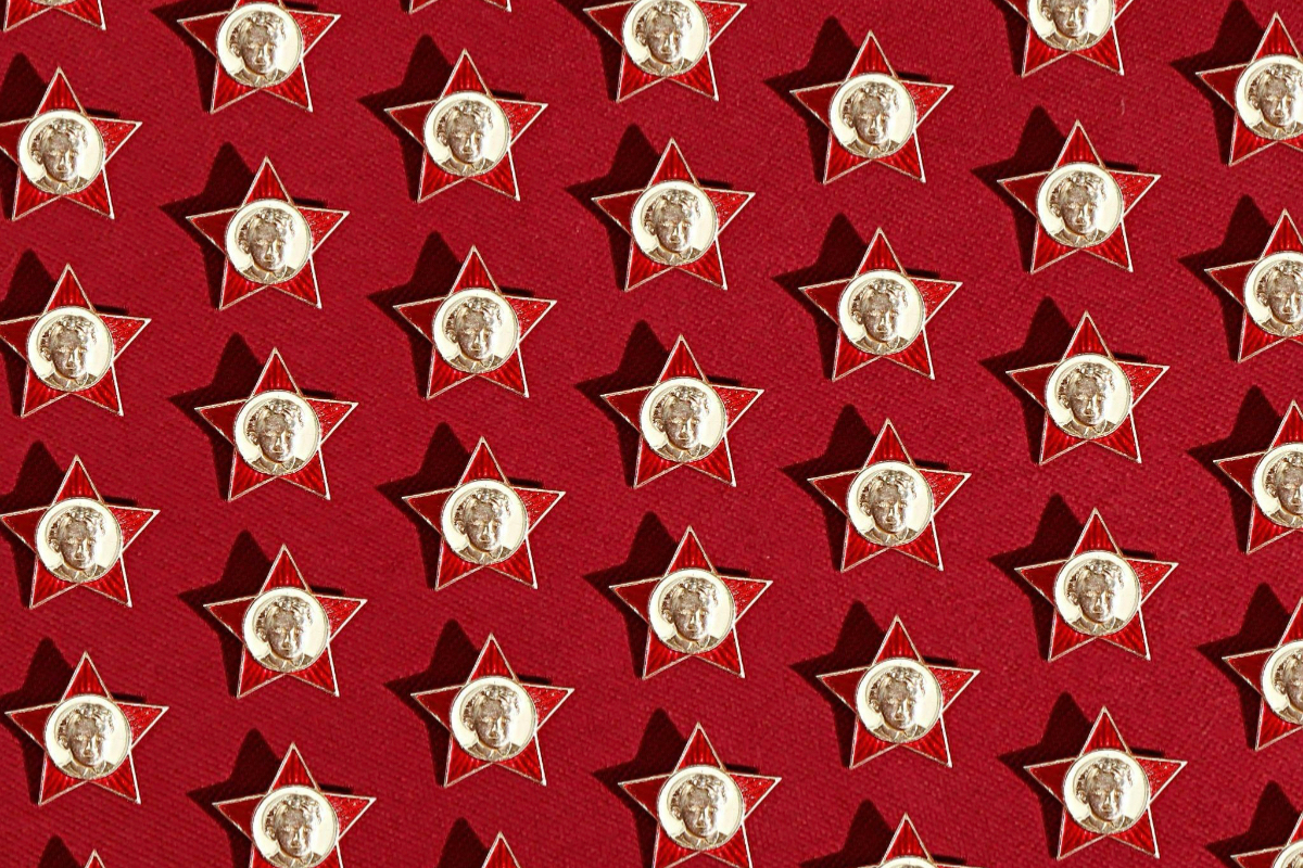 Lapel Pins as Statement Accessories