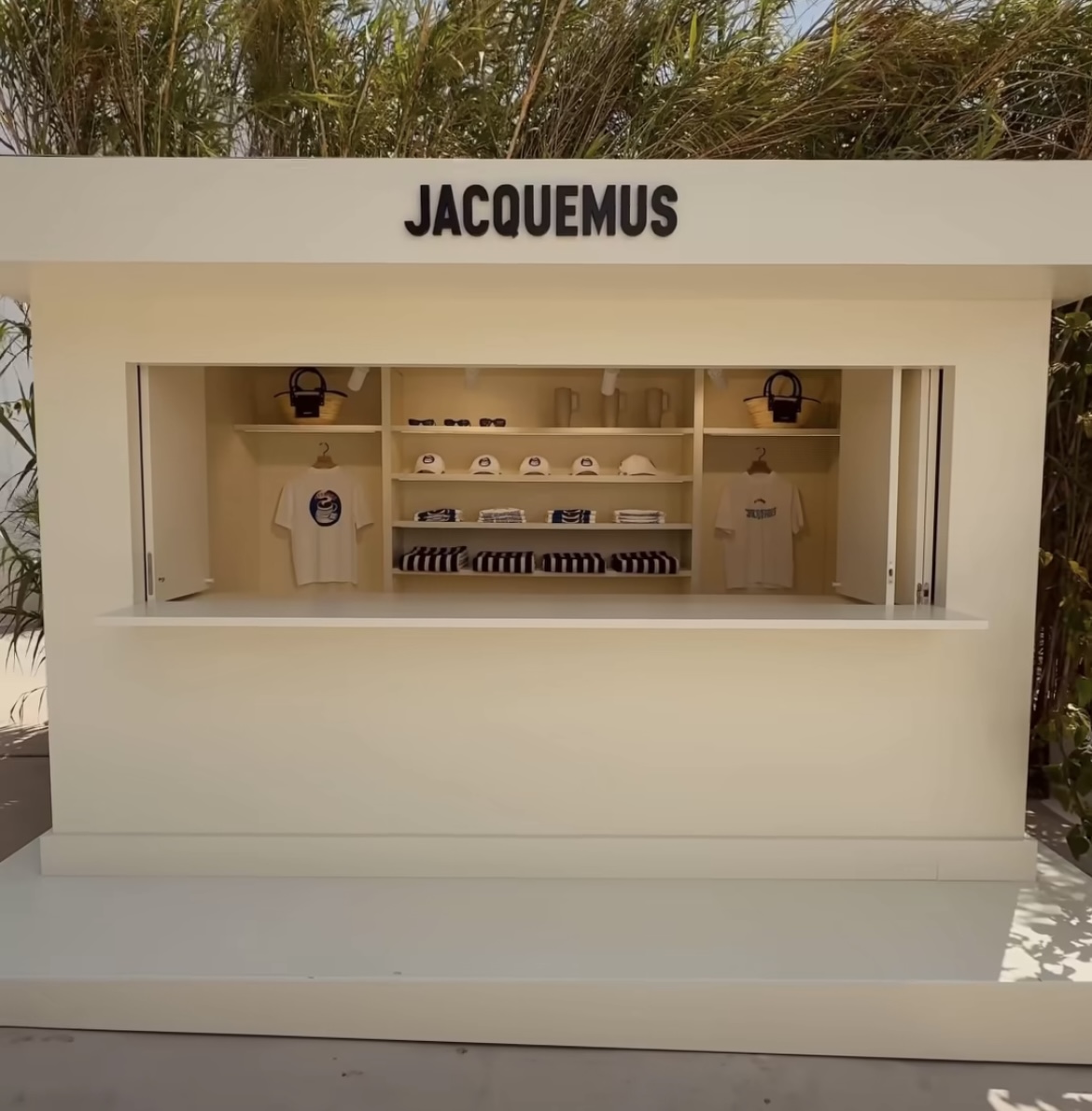 Jacquemus Opens a Temporary Store in Mykonos