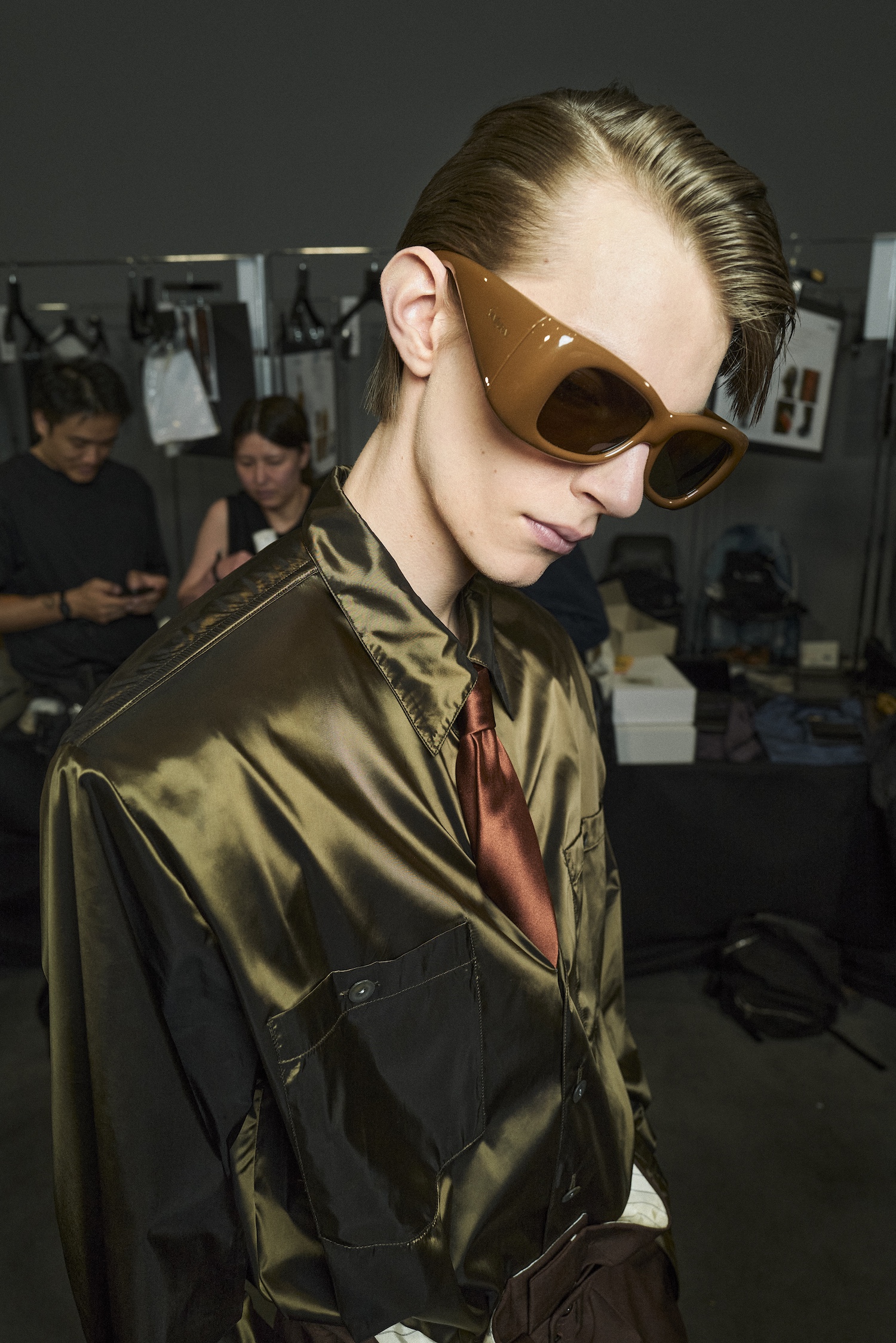 SAINT LAURENT_SPRING26_SHOW_BACKSTAGE_16_HR