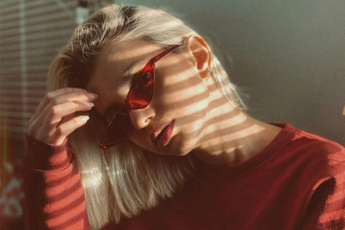 London Street Style for an Online Dating Boost