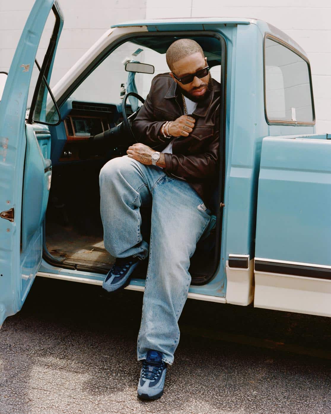 Levi's x Nike New Collaboration drop.